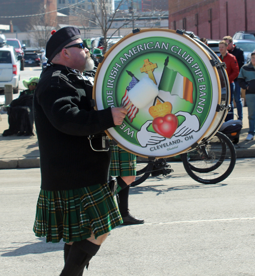West Side Irish American Club Pipe and Drums